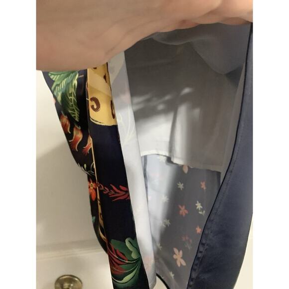 Averie Cowl Midi Dress In Rainforest Print Size Medium - Picture 7 of 10